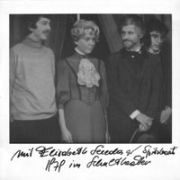 Christian Reichhold mit Elisabeth Sereda &  Spitzbart im Schultheater